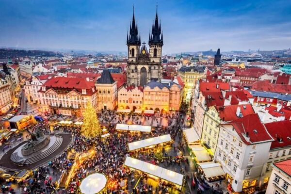 Magia Crăciunului — Budapesta, Praga, Viena, Bratislava — 29 Nov - 05 Decembrie 4 Magia Crăciunului — Budapesta, Praga, Viena, Bratislava — 29 Nov - 05 Decembrie - imagine 4