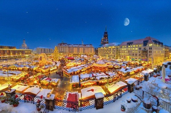 Magia Crăciunului — Budapesta, Praga, Viena, Bratislava — 29 Nov - 05 Decembrie 2 Magia Crăciunului — Budapesta, Praga, Viena, Bratislava — 29 Nov - 05 Decembrie - imagine 2